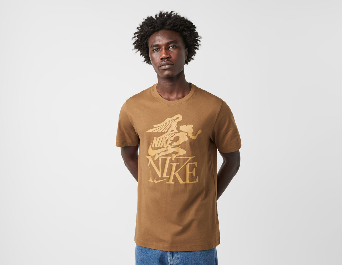 Nike Sportswear Club T-Shirt