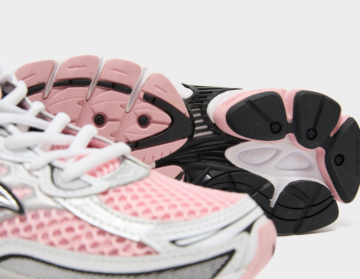 Saucony ProGrid Omni 9