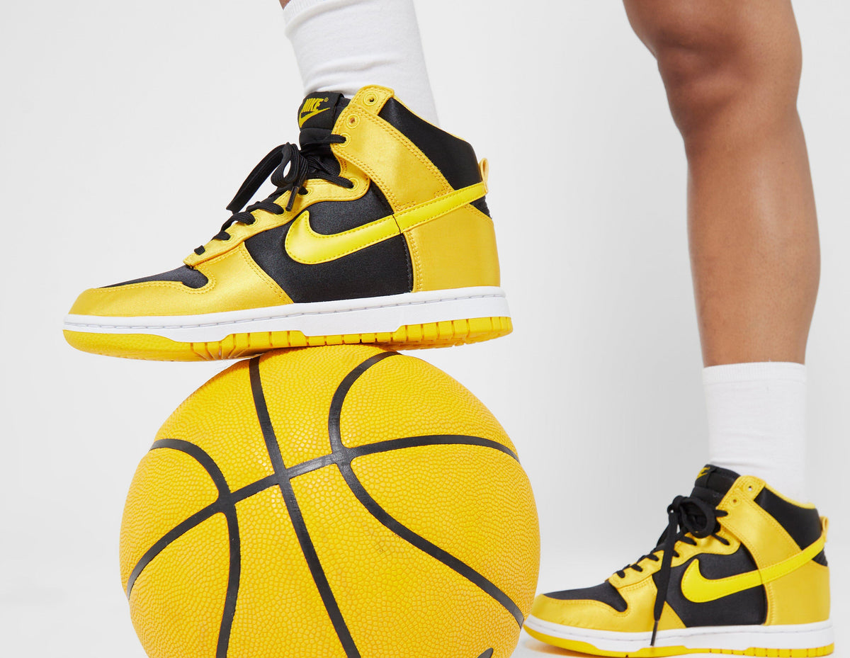 Nike Dunk High Women's
