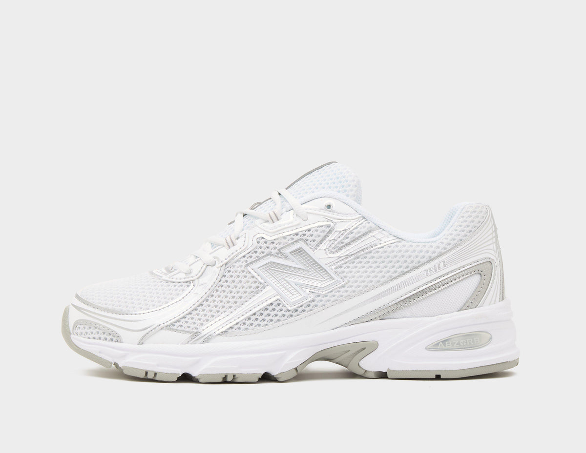 New Balance 740
