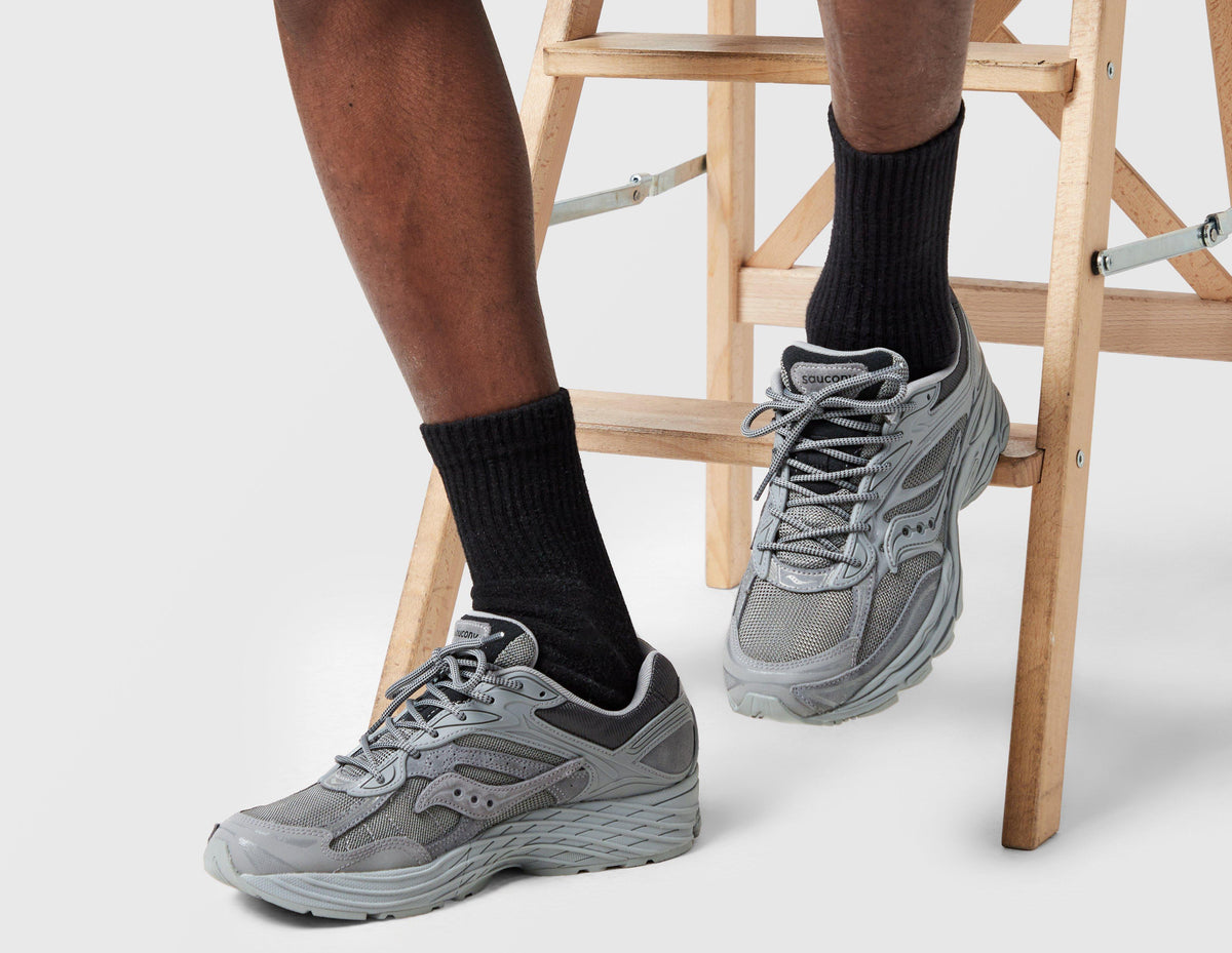 Saucony ProGrid Omni 9 Armor