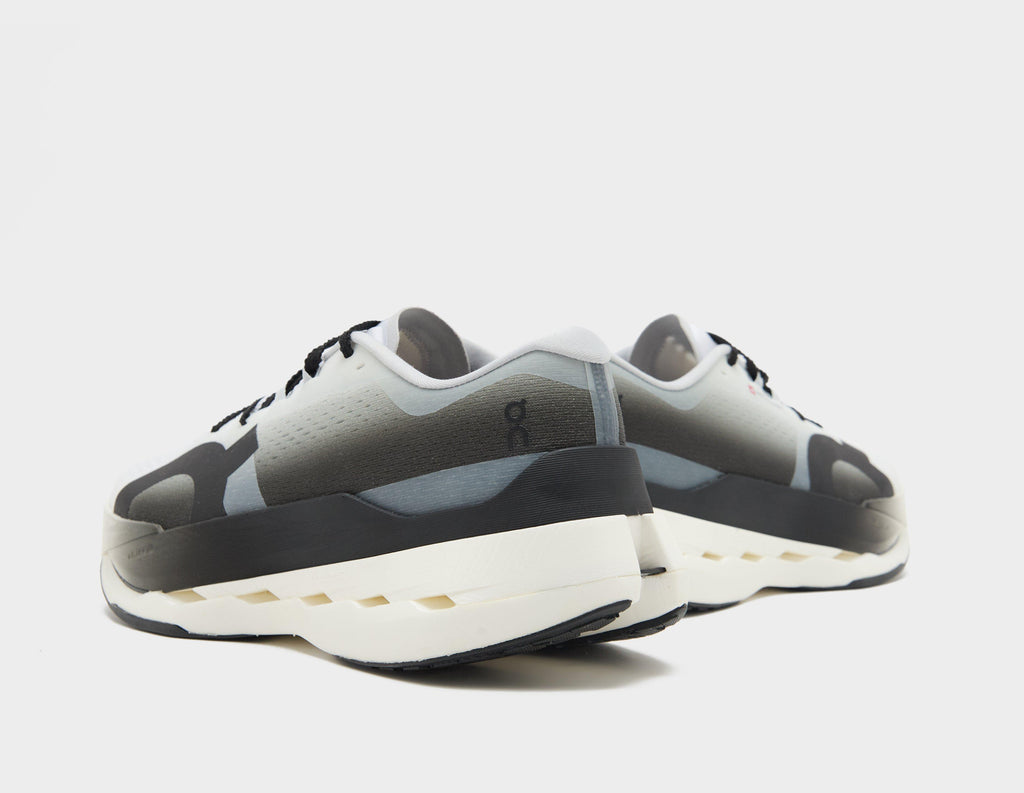 On Running Cloudboom Max