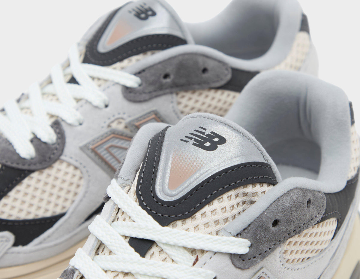 New Balance 2010