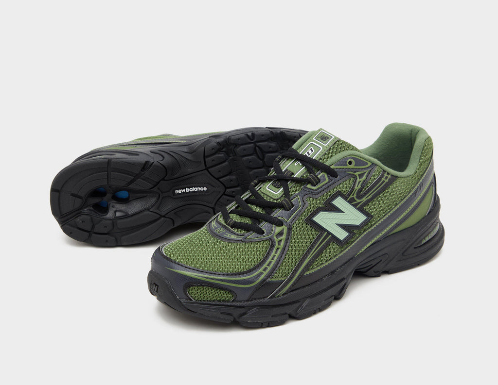 New Balance 740