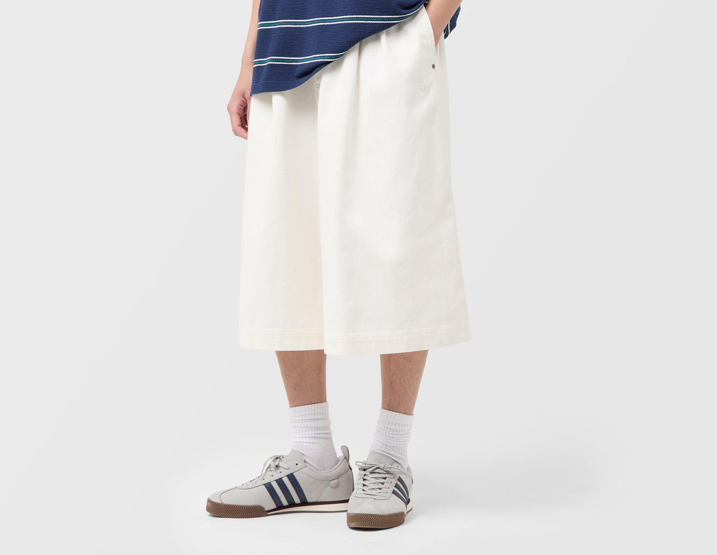 adidas Originals Premium Pleated 3-Stripes Jorts