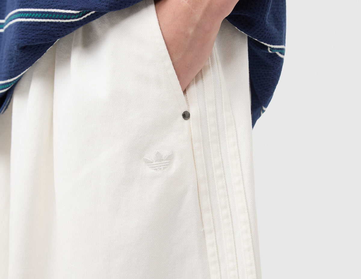 adidas Originals Premium Pleated 3-Stripes Jorts