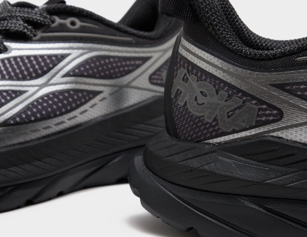 HOKA Mach Remastered Aura