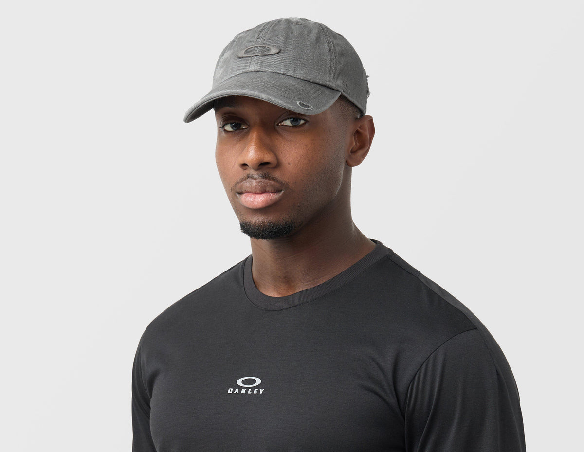 Oakley Reserve Distressed Cap