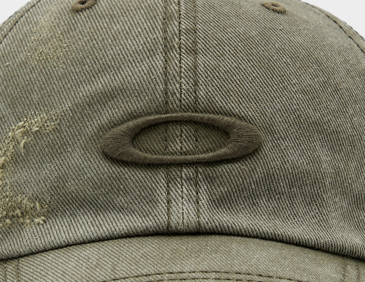 Oakley Reserve Distressed Cap